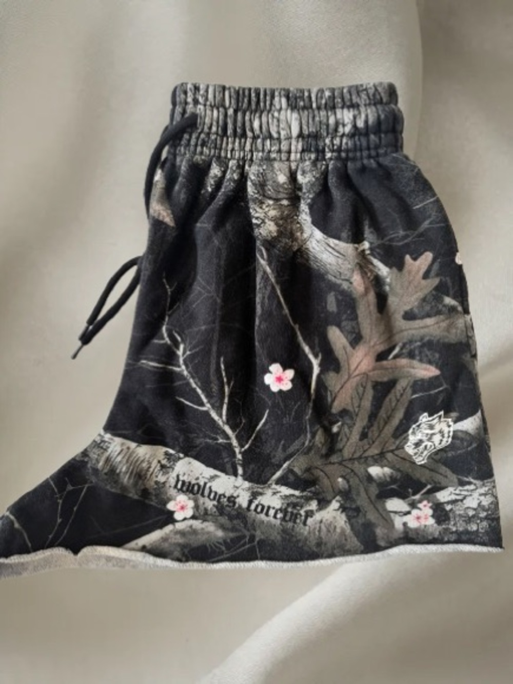Darc Sport Camo Cheery Blossom Shorts